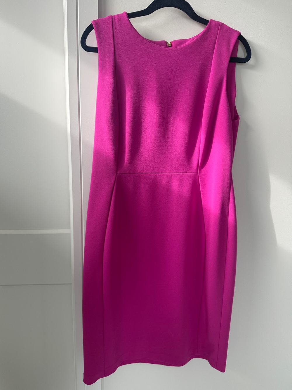 Calvin Klein Sleeveless Fuchsia Shift Dress